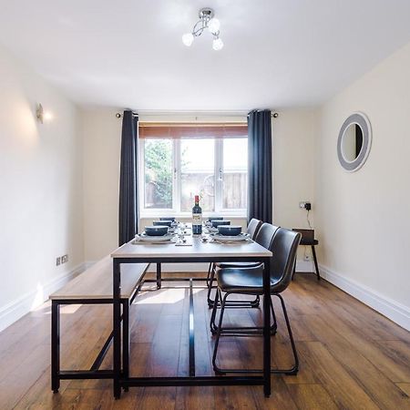 Charming 3-Bed Cottage In Chester, Ideal For Families & Workers, Free Parking - Sleeps 7 Eksteriør bilde
