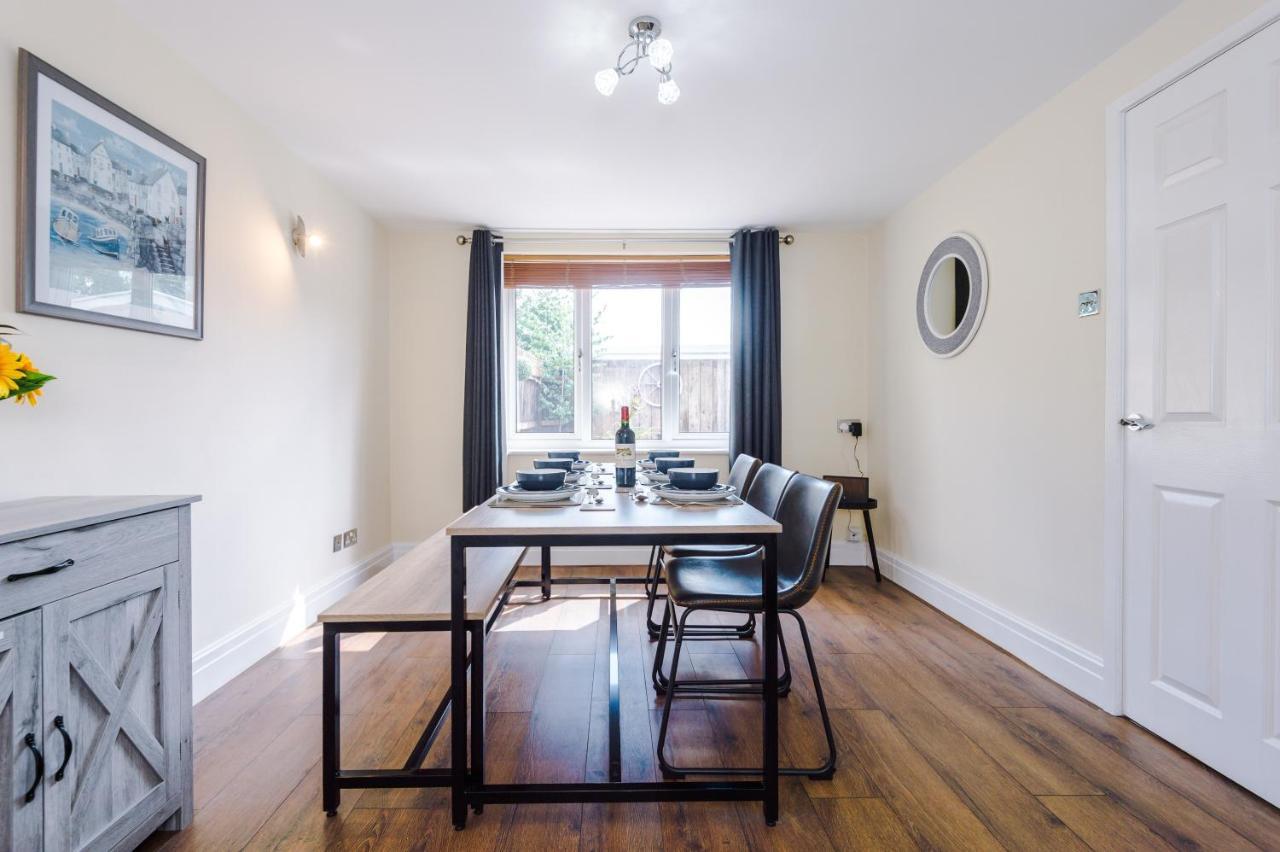 Charming 3-Bed Cottage In Chester, Ideal For Families & Workers, Free Parking - Sleeps 7 Eksteriør bilde