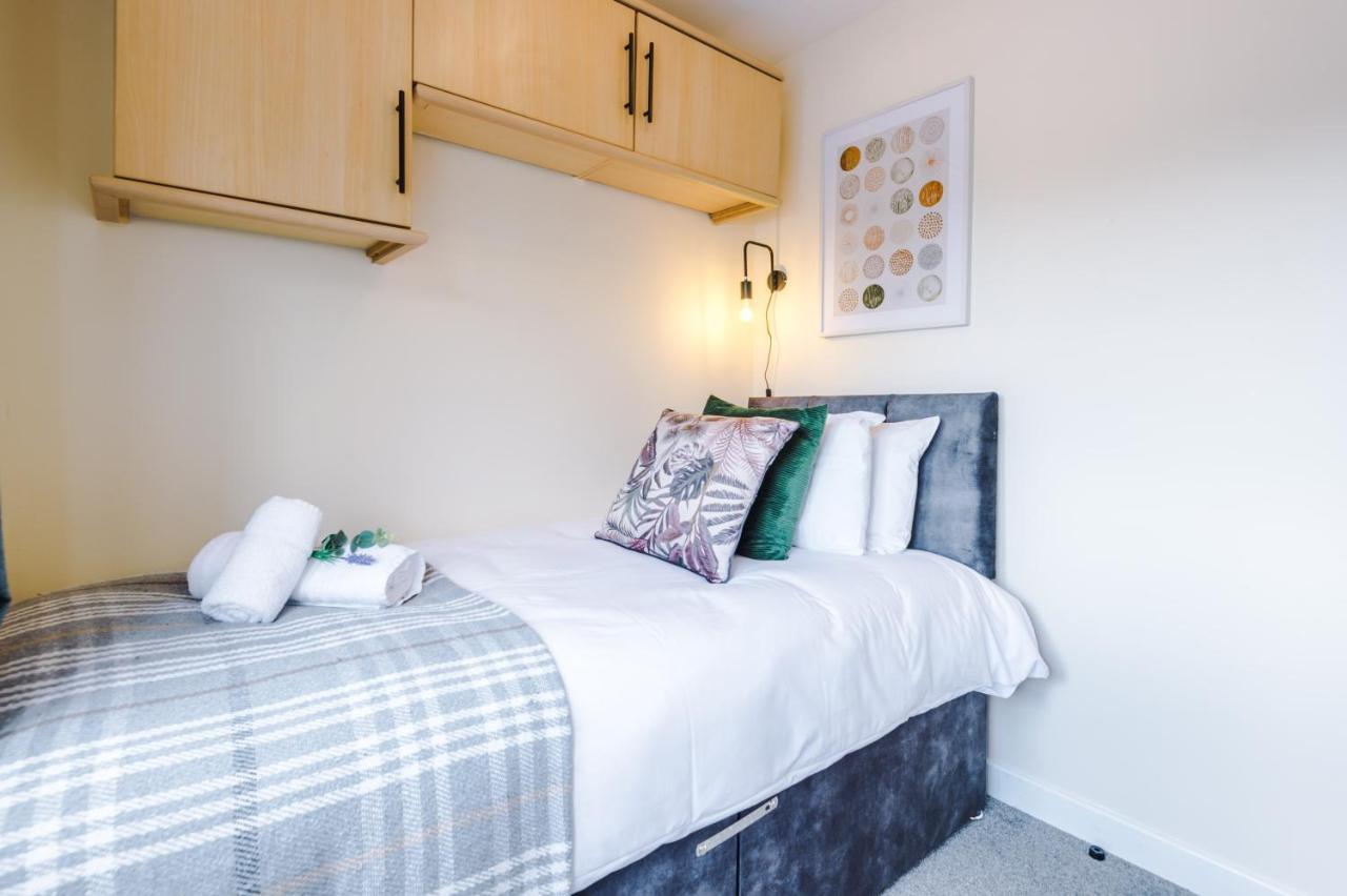 Charming 3-Bed Cottage In Chester, Ideal For Families & Workers, Free Parking - Sleeps 7 Eksteriør bilde
