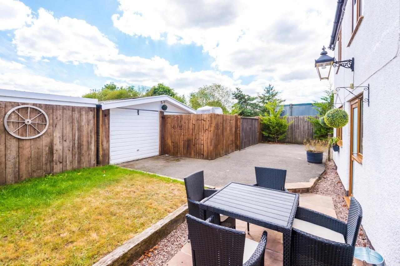 Charming 3-Bed Cottage In Chester, Ideal For Families & Workers, Free Parking - Sleeps 7 Eksteriør bilde