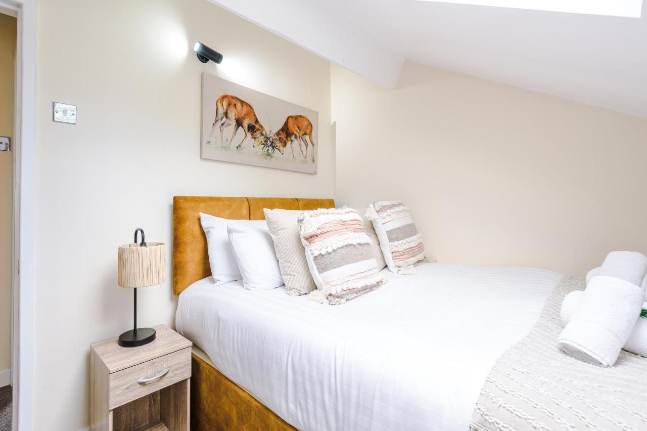 Charming 3-Bed Cottage In Chester, Ideal For Families & Workers, Free Parking - Sleeps 7 Eksteriør bilde